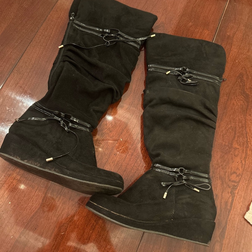 Black Suede Knee-High Boots